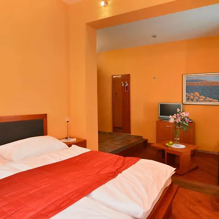 Hotel Nora