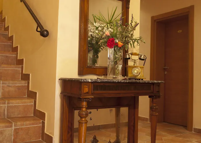 Отель Nora Хвар