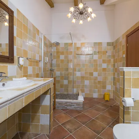 Ξενοδοχείο Nora