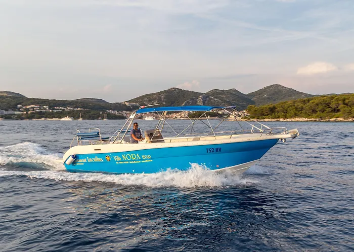 Nora Szálloda Hvar Town